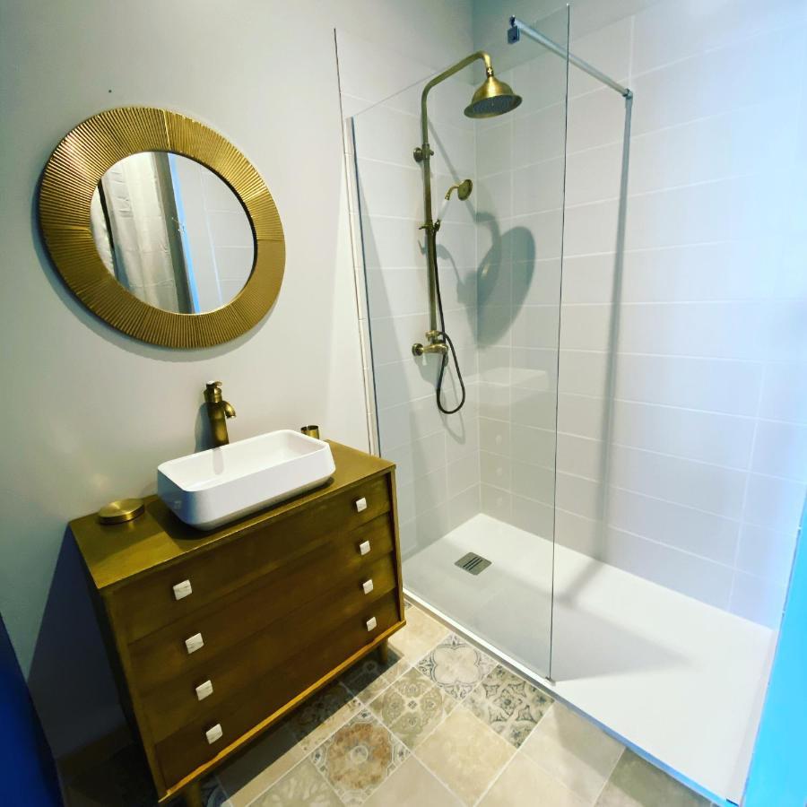 Old School - Chambres D Hotes - Ile D Yeu Port-Joinville Bagian luar foto