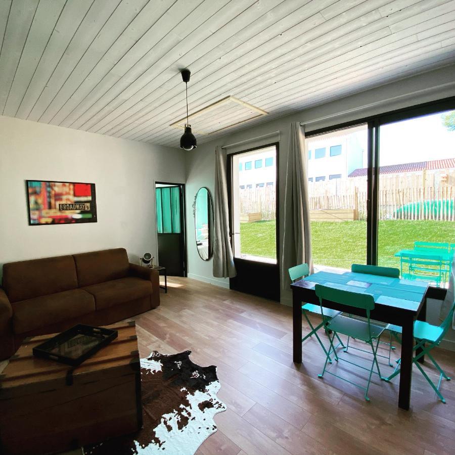 Old School - Chambres D Hotes - Ile D Yeu Port-Joinville Bagian luar foto