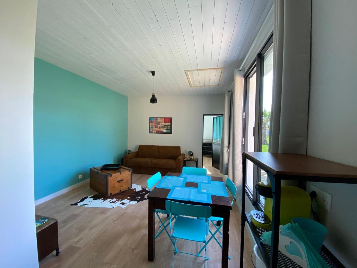 Old School - Chambres D Hotes - Ile D Yeu Port-Joinville Bagian luar foto